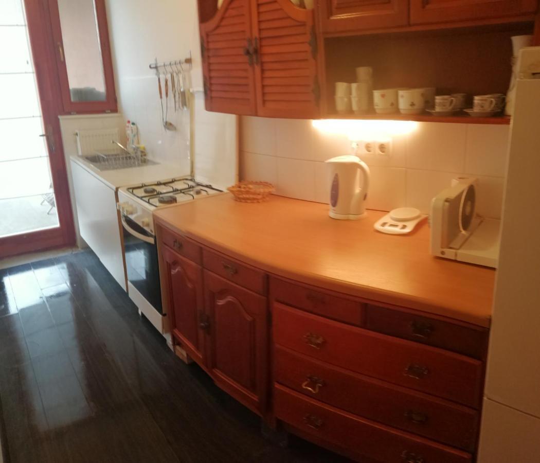 Vízaknai Apartmanház Székesfehérvár Esterno foto